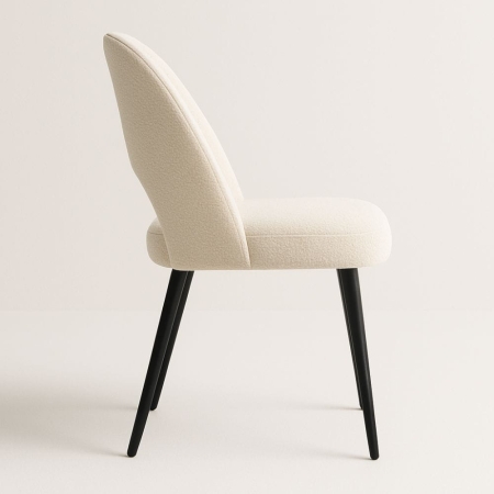 Krzesło POLO w kolorze beżowym z tkaniną Boucle – szczegół na boki i nogi ewoodland.pl