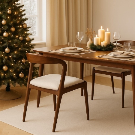 Krzesło drewniane Sena - w aranżacji świątecznej jadalni ewoodland.pl