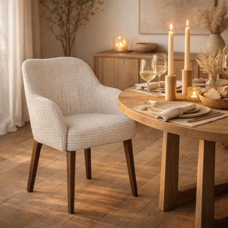 Krzesło AURORA Supreme ARTE w aranżacji jadalni – tkanina DREAM, bukowy stelaż