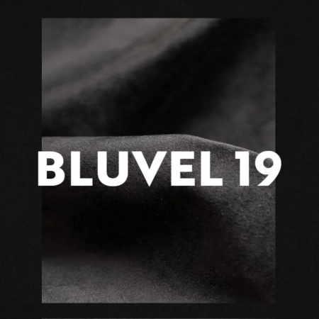 Próbka aksamitnej tkaniny Bluvel 19 - kolor czarny