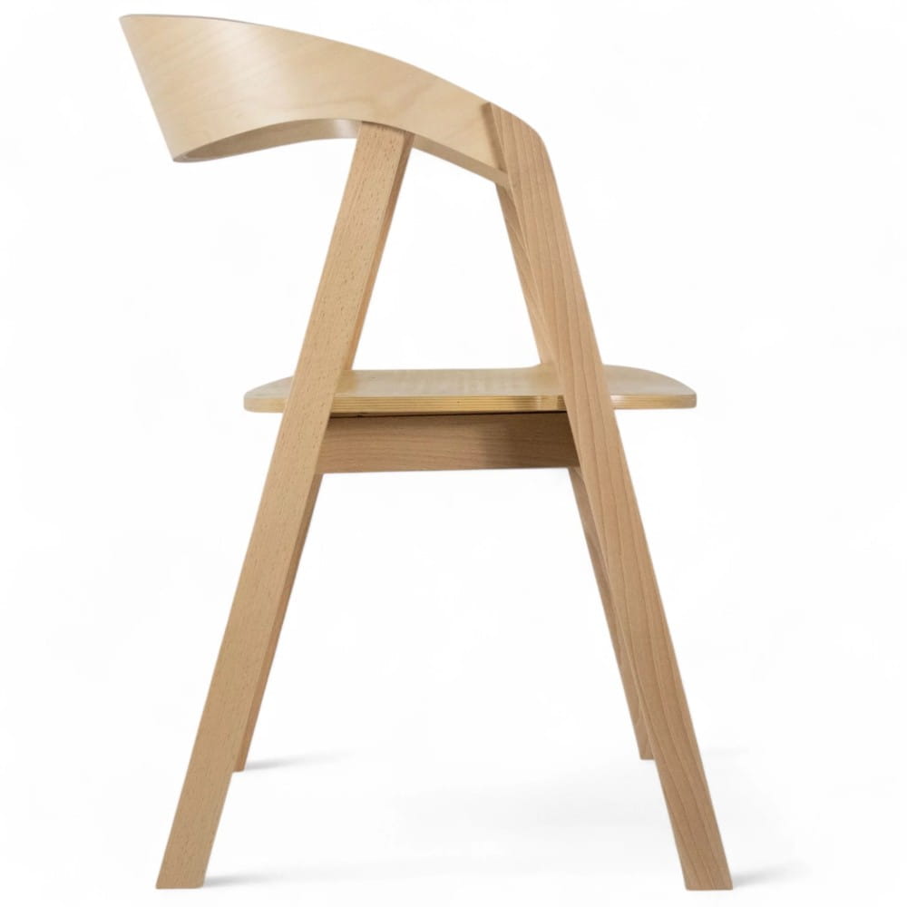 krzesło HUGO BUK – profil podkreślający kształt nóg i wyprofilowanie siedziska